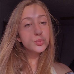 Meet your Posher, Carley